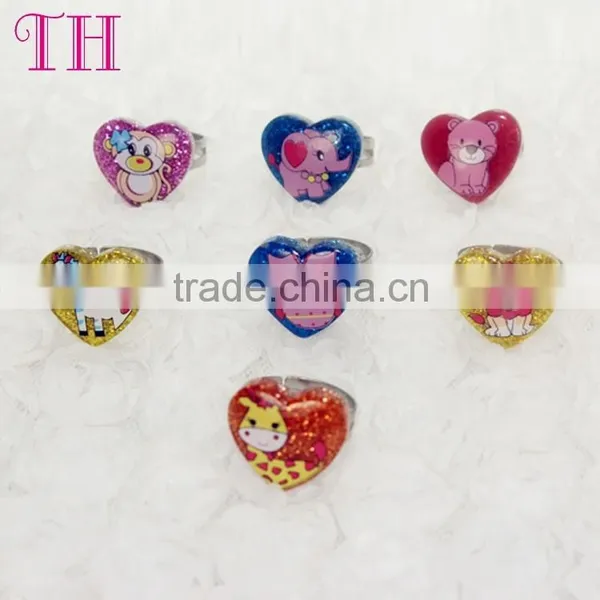 Stylish Lovely Animal Glitter Inside Shape Ring Plastic Toy Little Finger Cat Rings for Children