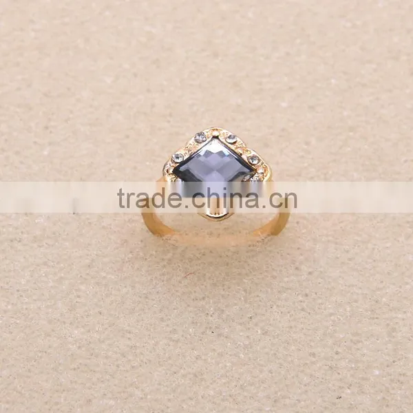 Factory Price Gold Plated Rhinestone Purple Ruby Ring for Women photo-3