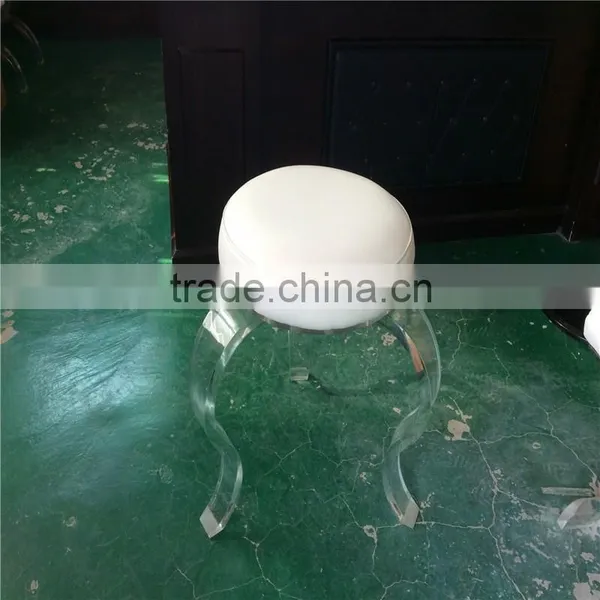 Acrylic Transparent Vanity x Stools photo-3