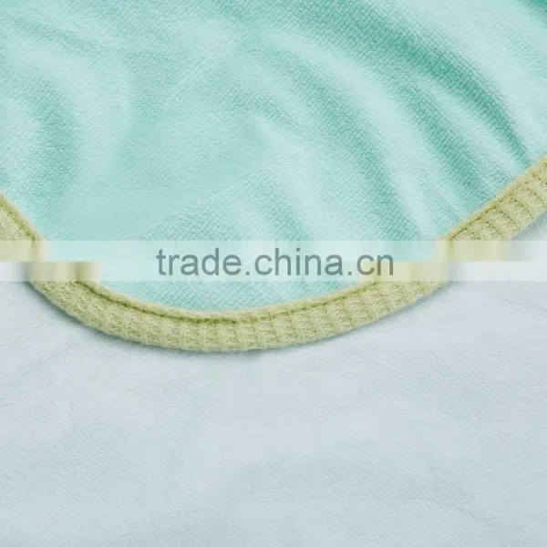 Apple Green Waterproof Queen Size Age Group Cotton Sheet photo-4