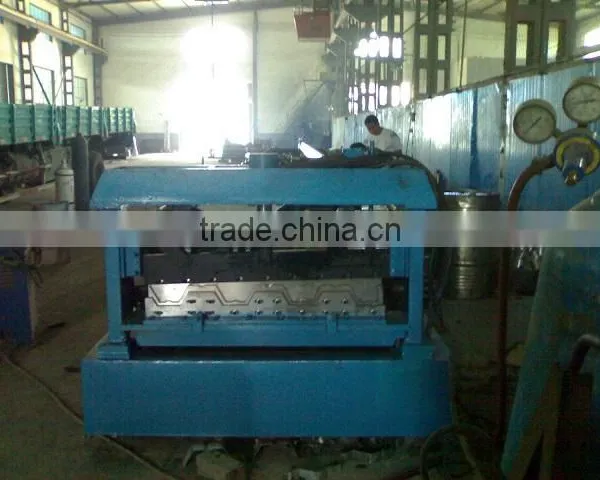 YT-R7 steel sheet cold roll forming machine