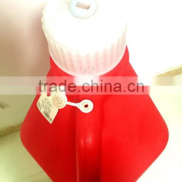 OEM Customize Blow Molding Plastic HDPE Jerry Can ,Oil Container , 5L/10L/5 Gallon Fuel Can photo-3