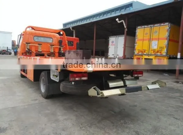 140hp 4*2 DONGFENG Captain 5 Ton Wrecker Tow Truck photo-3