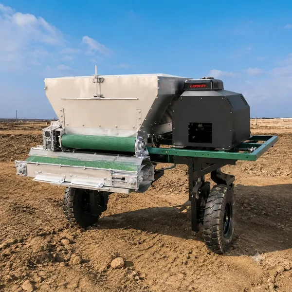 Remote Control Manure Spreader Agricultural Fertilizer Spreading Machine With Conveyor System