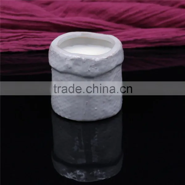 Pure Paraffin Wax Scented Candles in Gray Pottery Jars