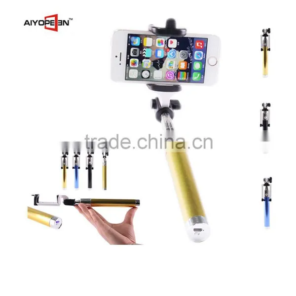 Hot Sales Bluetooth From the Shaft Portable in Pocket Flexible Walking Stick Selfie Stick With Bluetooth Factory Price
