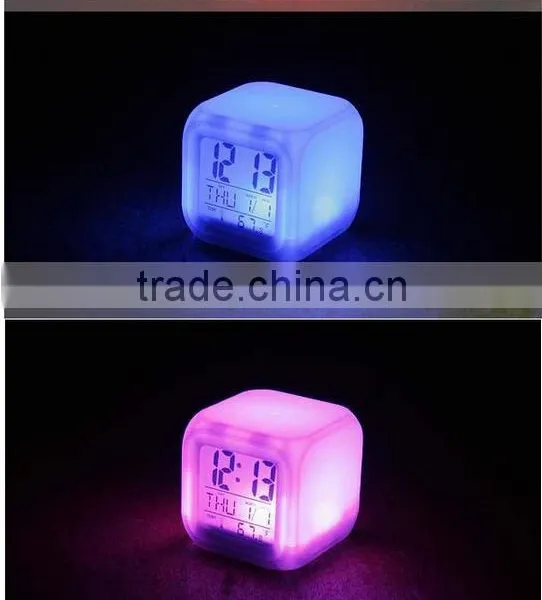 Hot Selling 7 Color Changing Led Digital Alarm Clock photo-6