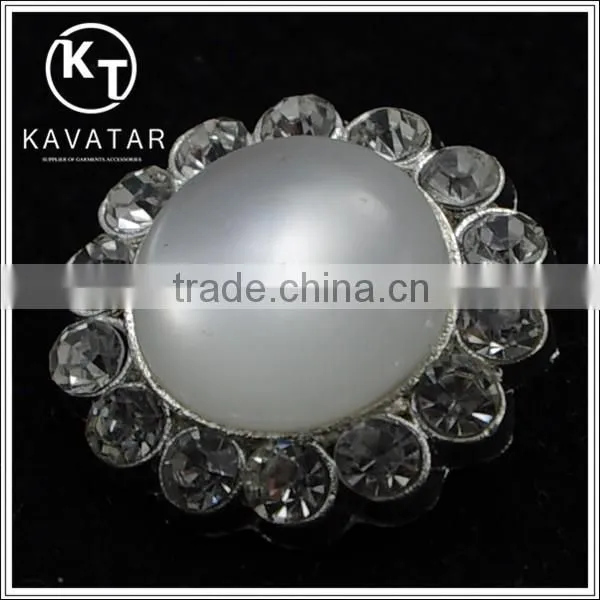 Good Quality NK006 Metal Rhinestone Button With Big Pearl for Clothes photo-2