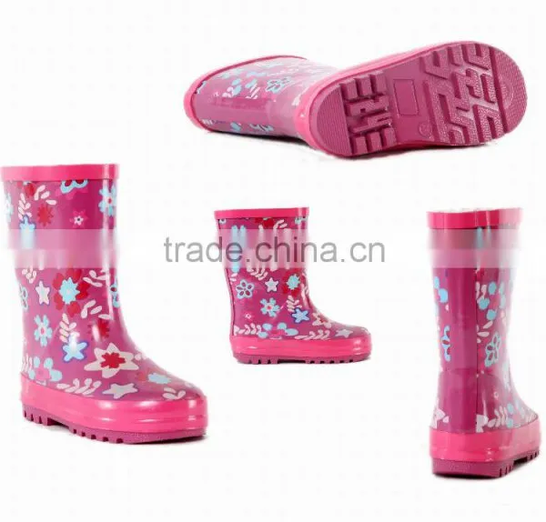 China Flowers Printed Kids Rain Boots Waterproof Shoes for Sale photo-2