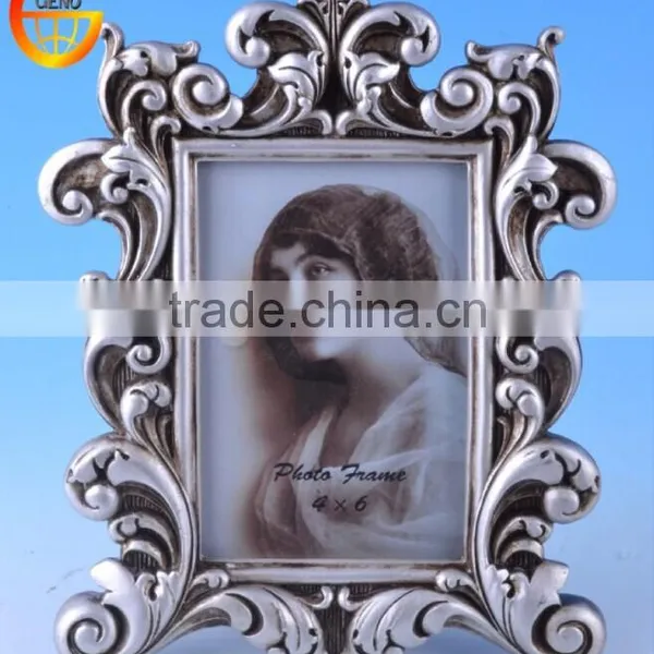 White Carved Resin Made Digital Photo Frame photo-5