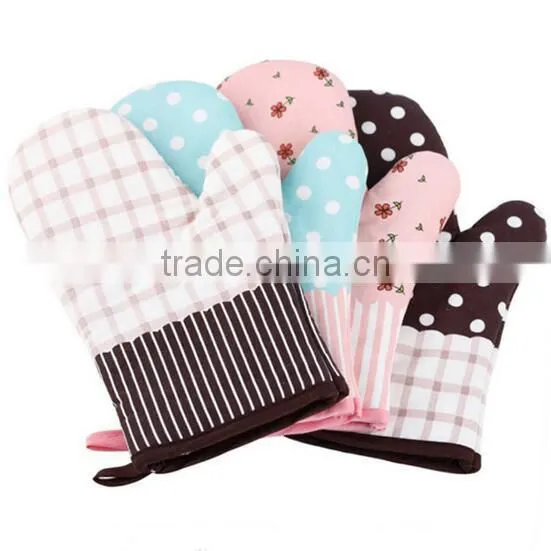 Heat Resistant Cotton Kitchen Microwave Oven Glove Wholesale Oven Mitts photo-2
