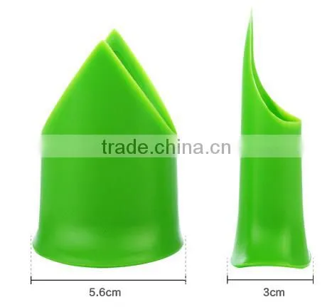 Kichen Hand Tool Chili and Tomato Plastic Corer photo-3