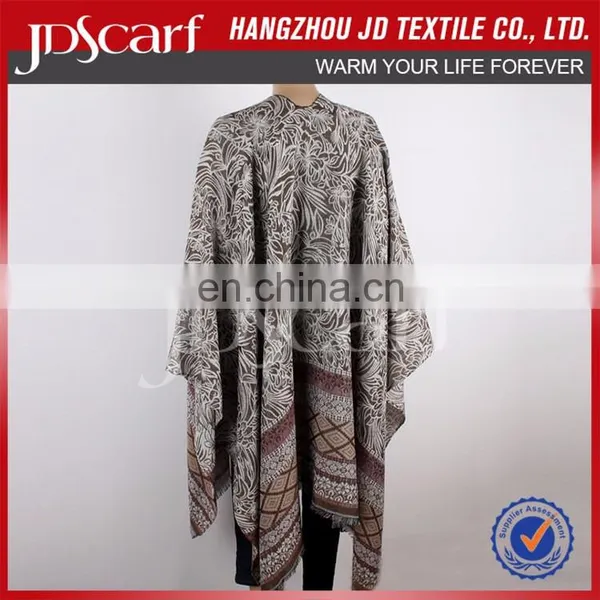 New Design Hot Selling Polyester Poncho Clothing photo-4