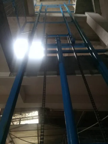 Industrial Plants Car Lift photo-3