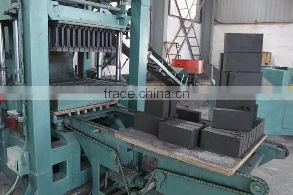 Standard and Hollow Clay Brick Making Machine Supplier in China photo-3