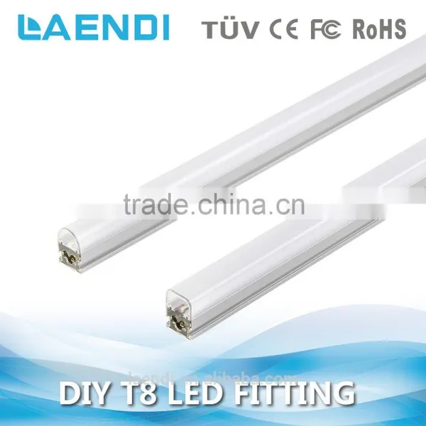 Anti-glare Design Nice Performance High Efficiency 0.9m 24W LED T8 Tube Light Suit for Europe Market photo-2