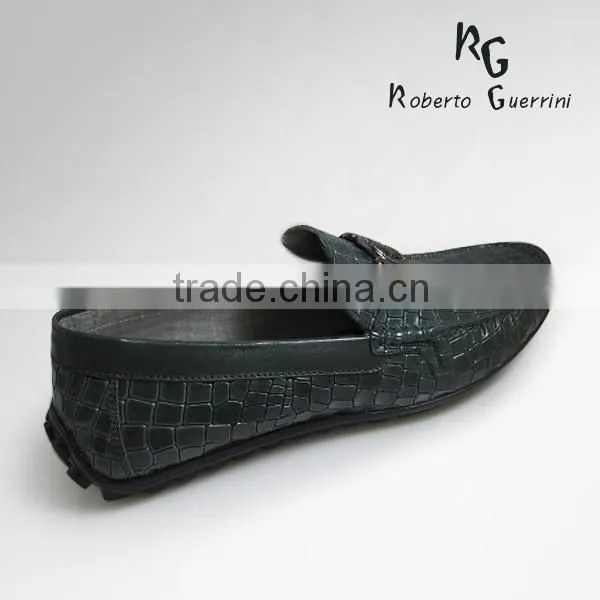 China Factory Fashion Comfortable Flat Genuine Leather Shoes photo-2