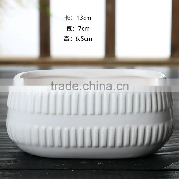 New Design Succulent Samll White Ceramic Flower Pots Wholesale photo-3