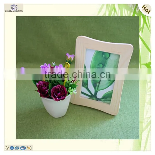 Gift Fresh Style Camber Shape Pine Wooden Photo Frame photo-6