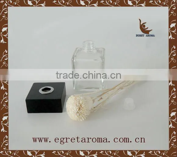 EA3-0853 Gift Set Sola Flower on Square Galss Bottle Fragrance Reed Diffuser With Rattan Sticks photo-2