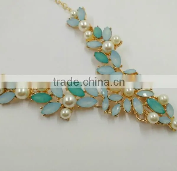 Zm35138a Unique Girls Accessories Korean Faux Pearl Choker Necklace photo-4