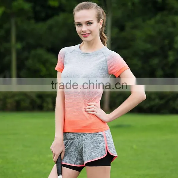 Zm10725a New Women Yoga Wear Running Workout Clothes Two-piece Outfit Shorts Fitness Yoga Wear photo-2