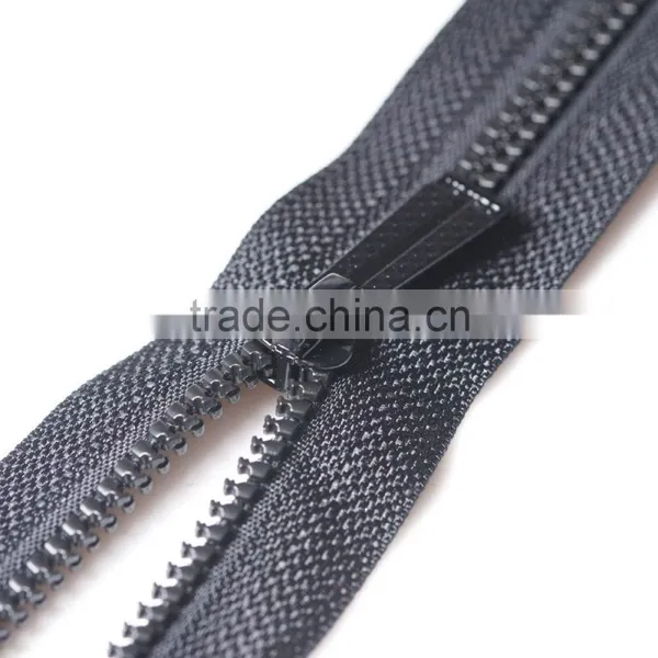 #5 Open-end Plastic Molded Zipper With Dynamic Teeth photo-2